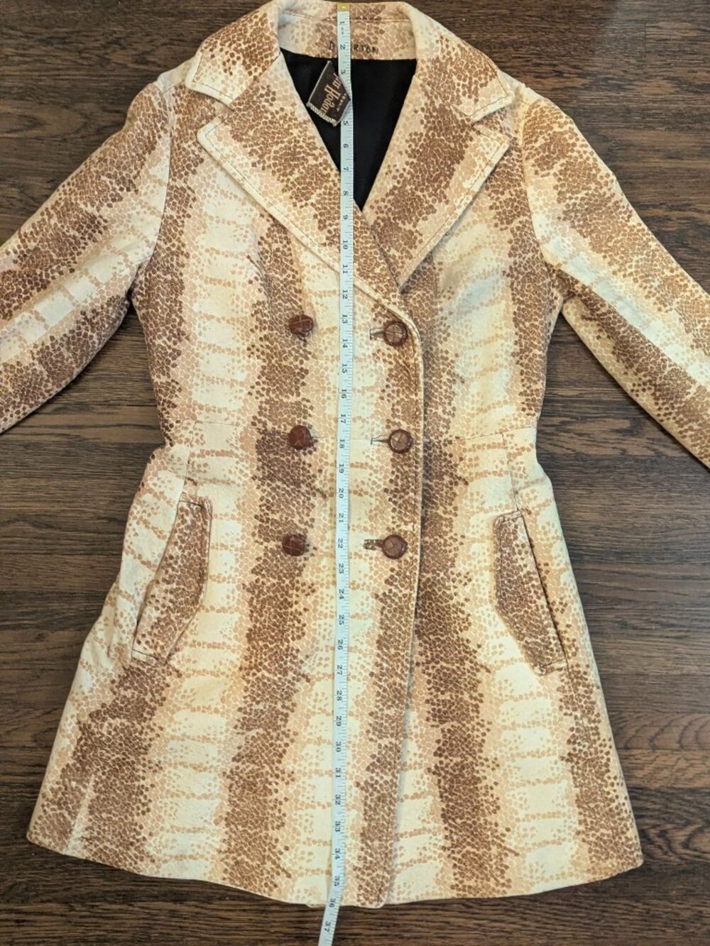 Vintage Women’s Tan Python Suede Coat - Picture 6 of 12